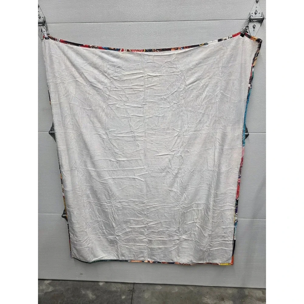 60x50 with 18x18 pillow case one Piece Anime Throw Blanket Fleece Multicolored